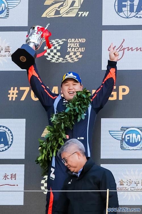 CTCC澳门首回合：分差仅在毫厘间 曹宏炜夺赛点