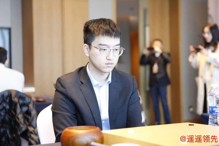 国手赛檀啸不敌金禹丞 范廷钰屠晓宇等晋级八强
