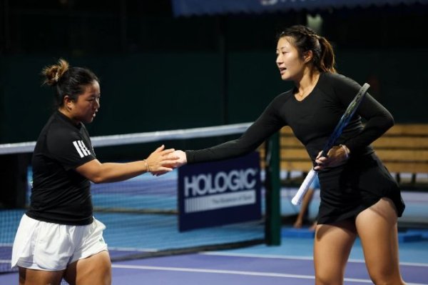 星空体育 广网校园行 港台组合走进南沙区第三幼儿园